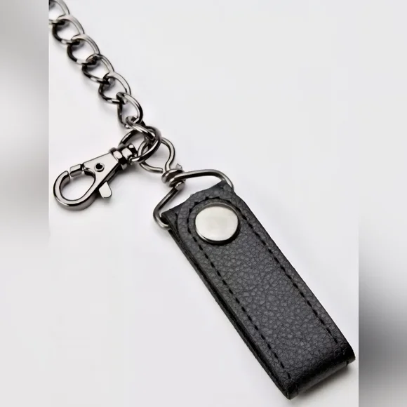 Spencer's Black Embossed Skull Wallet with Chain - Picture 5 of 12